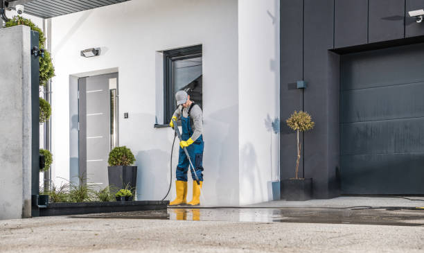 Best Animal Enclosure Cleaning  in Loving, NM